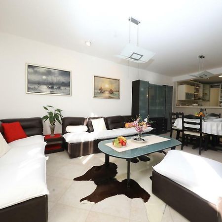 Apartment Riva ซาดาร์ ภายนอก รูปภาพ