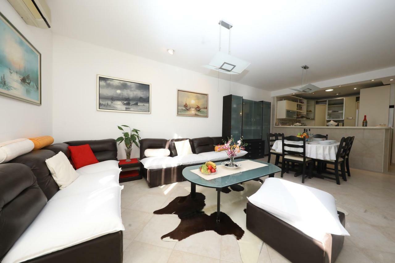 Apartment Riva ซาดาร์ ภายนอก รูปภาพ