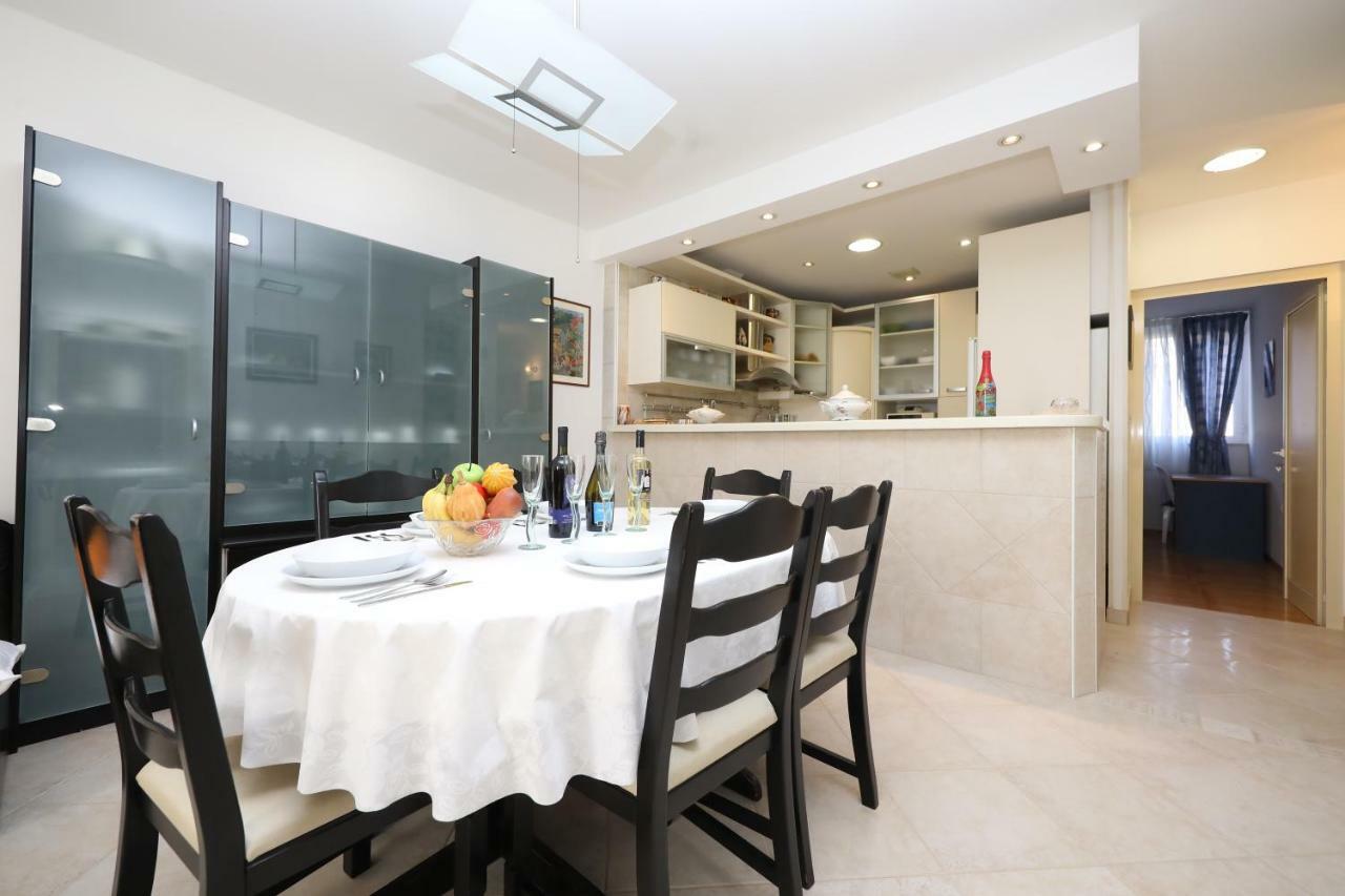 Apartment Riva ซาดาร์ ภายนอก รูปภาพ