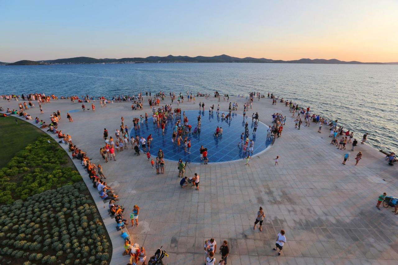Apartment Riva ซาดาร์ ภายนอก รูปภาพ